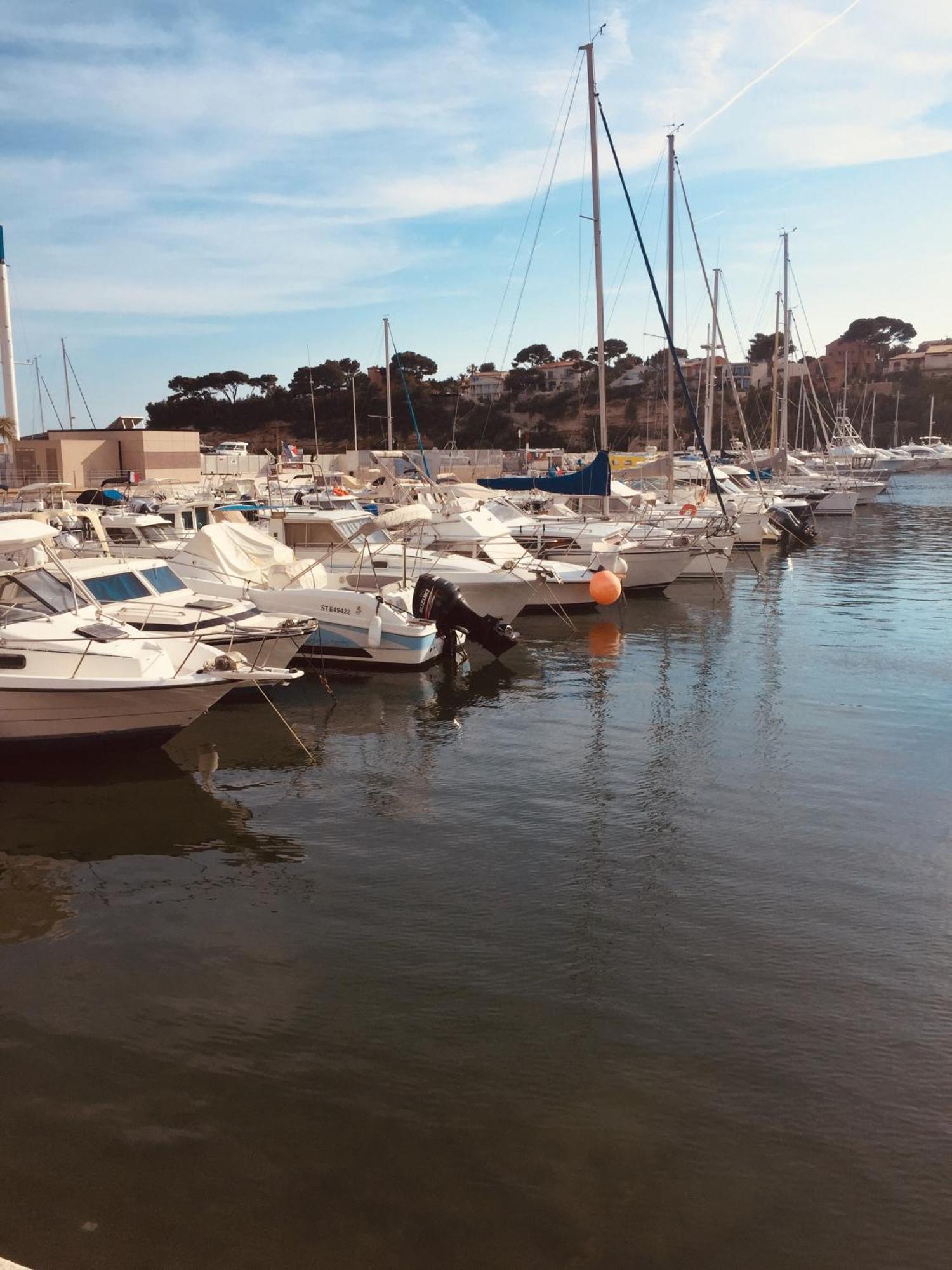 200M De La Plage ,3Mn Du Port A 50M Du Centre Ville Carry-le-Rouet Kültér fotó